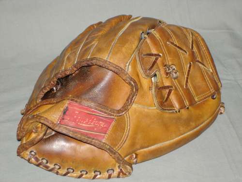 Mickey Mantle Rawlings MM5 Back